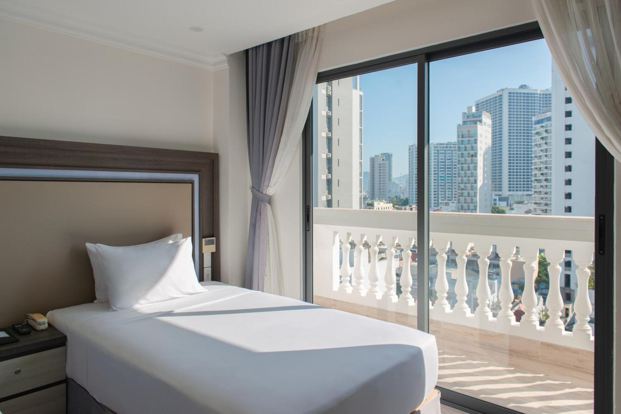 Seven Seas Hotel Nha Trang Exterior foto
